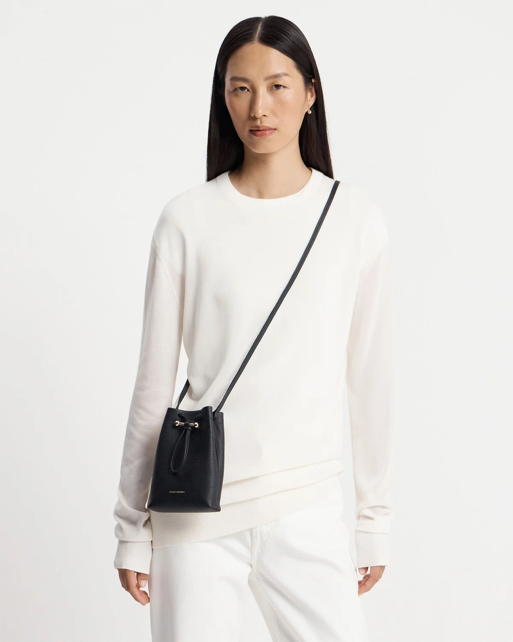 Osette Midi Pouch - Black