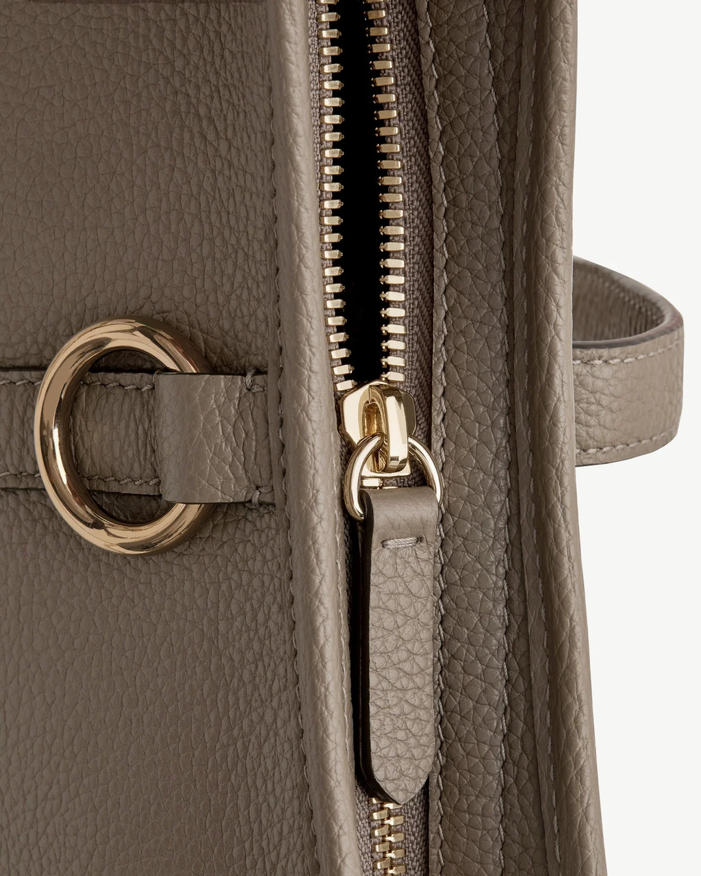 Kite on a Chain - Taupe