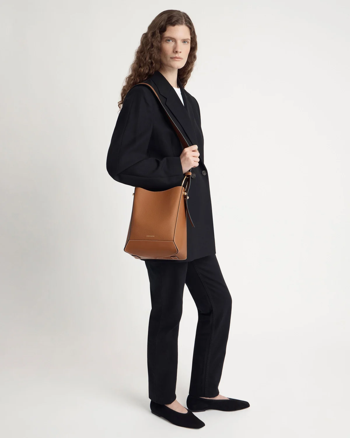 Lana Midi Bucket Bag - Tan with Vanilla Stitch