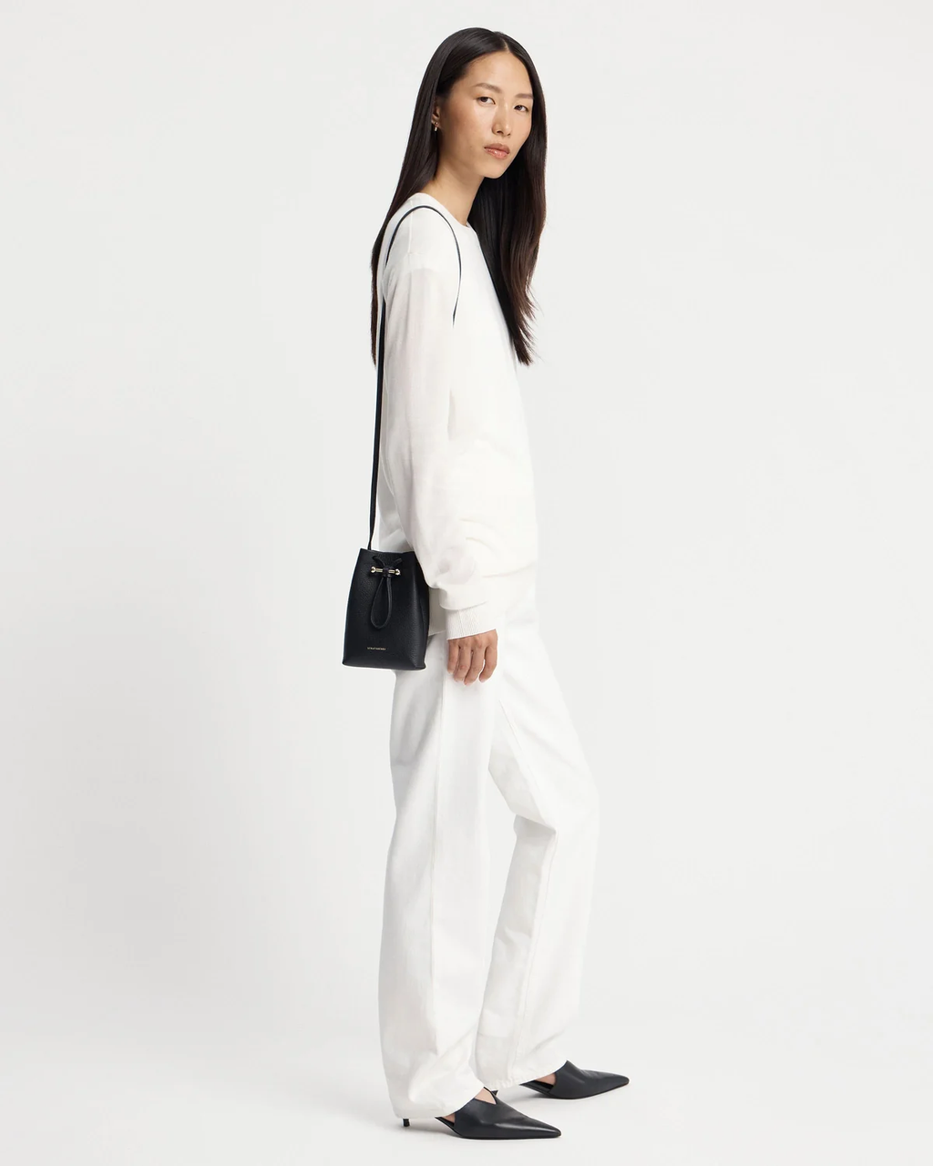 Osette Midi Pouch - Black