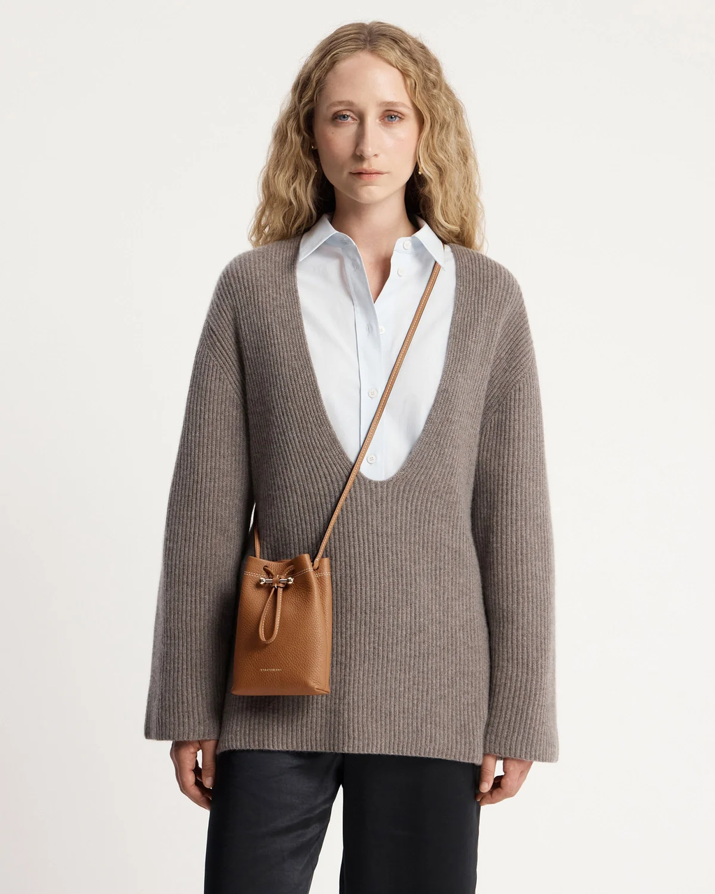 Osette Midi Pouch - Tan